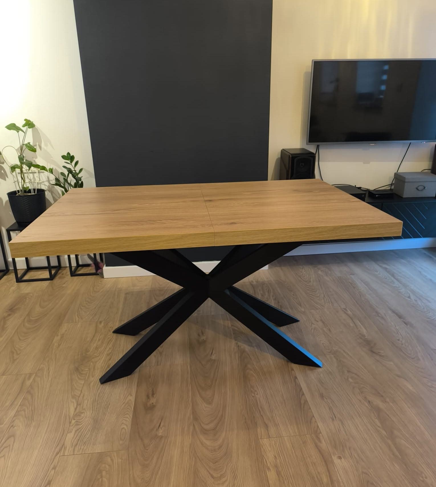 REALIZACJA stołu loftowego na nogach typu PAJĄK! – realizacja stołu loftowego Stolmax