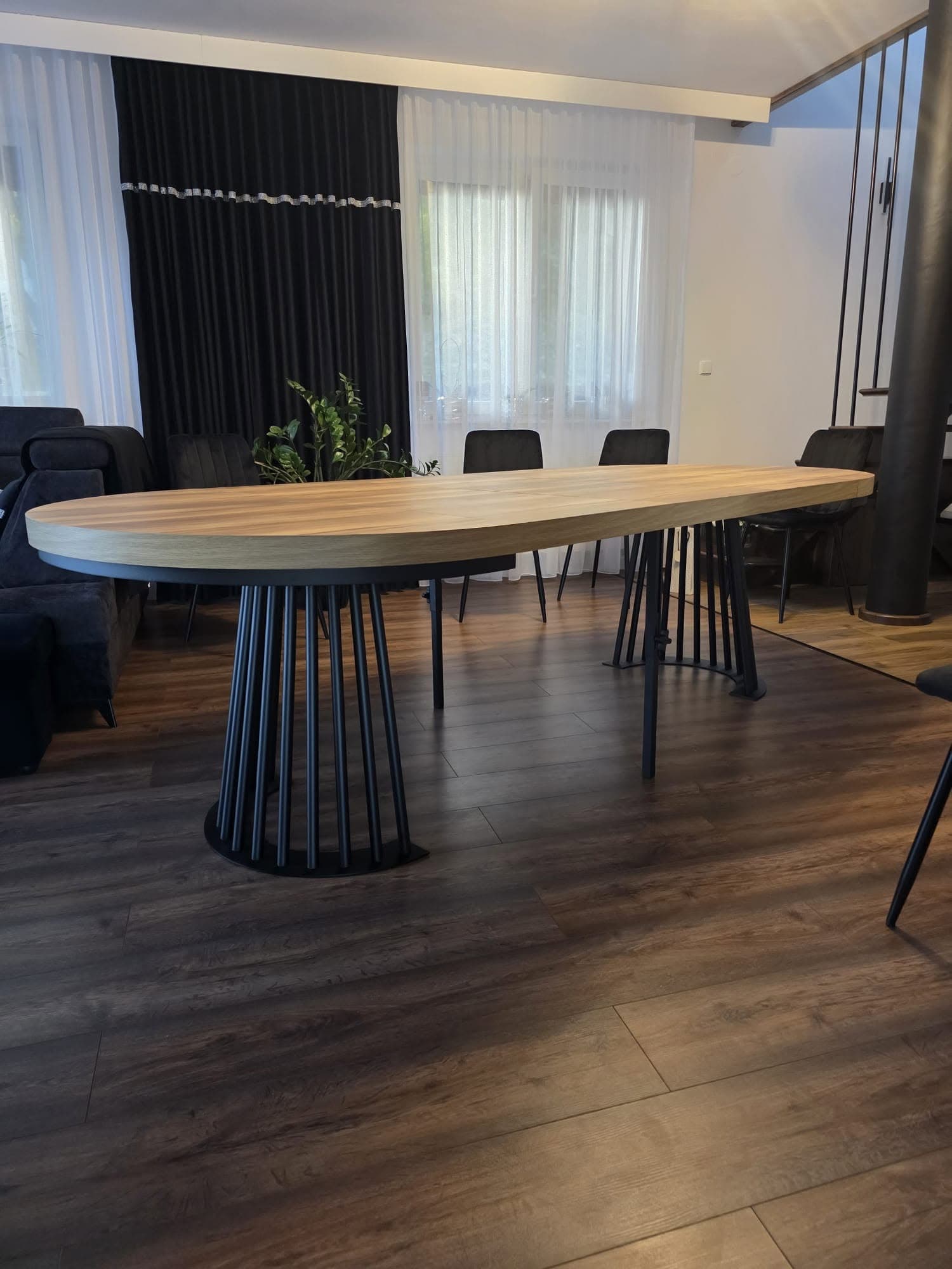 KOŁO w loftowym wydaniu – nowa realizacja z podstawą LAMELE! – zdjęcie 6, stol loftowy Stolmax